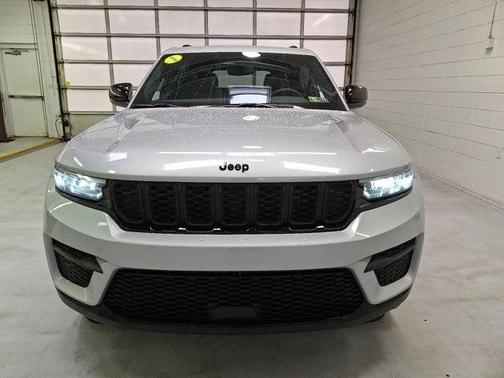 2024 Jeep Grand Cherokee Laredo