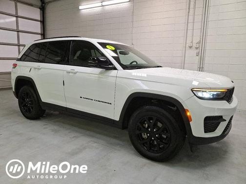 2024 Jeep Grand Cherokee Laredo