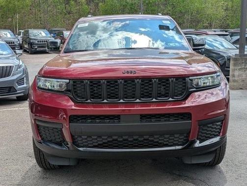 2025 Jeep Grand Cherokee L Laredo