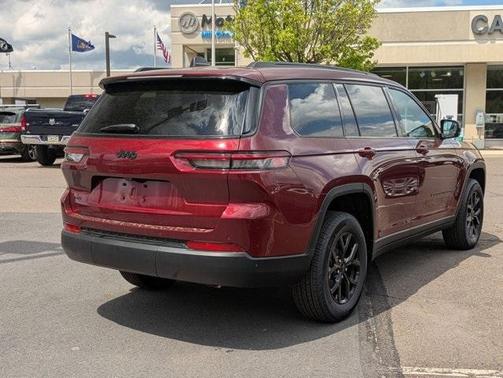 2025 Jeep Grand Cherokee L Laredo