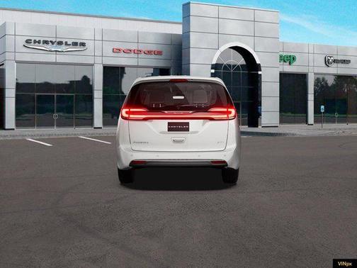 PW7 2027 Chrysler Pacifica SELECT