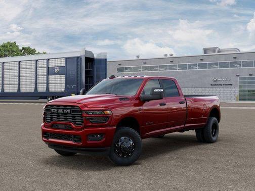 Molten Red Pearlcoat 2026 RAM 3500 Big Horn
