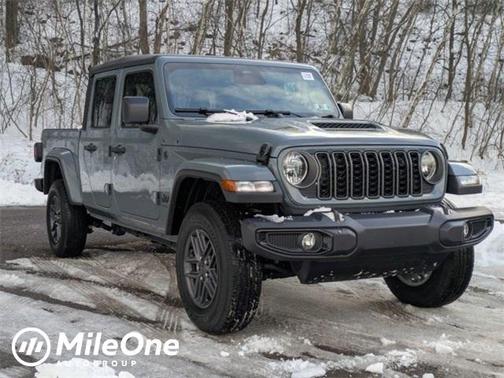 2026 Jeep Gladiator Sport