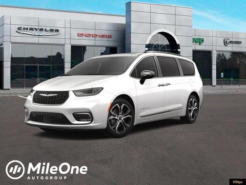 2025 Chrysler Pacifica Pinnacle