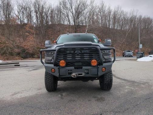 Diamond Black 2026 RAM 2500 Big Horn