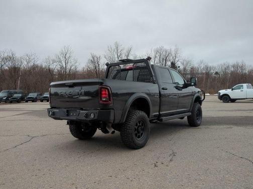Diamond Black 2026 RAM 2500 Big Horn