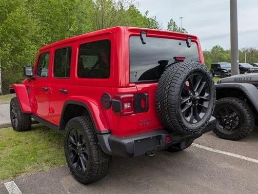 2025 Jeep Wrangler 4xe Sahara