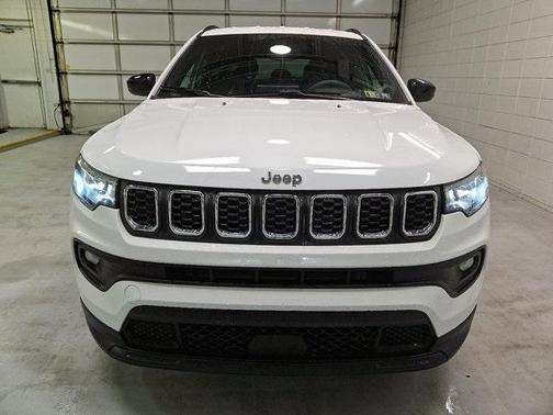 2024 Jeep Compass Latitude Lux