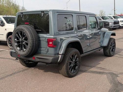 2025 Jeep Wrangler 4xe Sahara