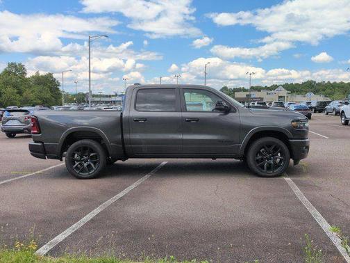 Granite Crystal Clearcoat Metallic 2026 RAM 1500 Laramie