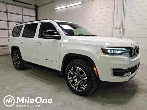 2024 Jeep Wagoneer Base