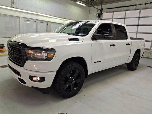 Bright White Clearcoat 2023 RAM 1500 Big Horn