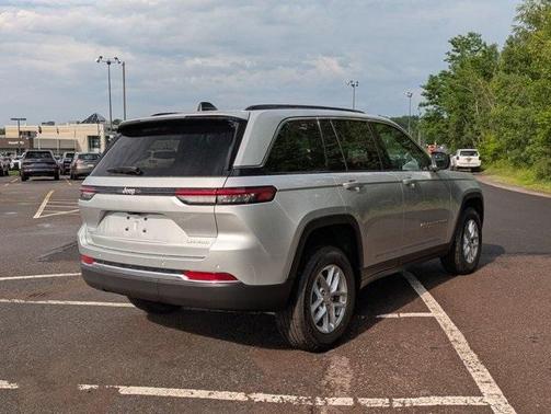 2025 Jeep Grand Cherokee Laredo X
