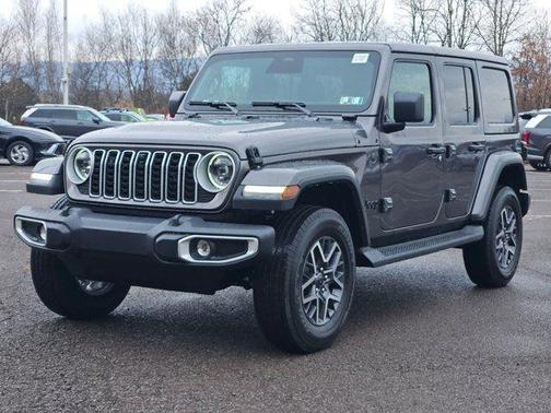 Granite Crystal Clearcoat Metallic 2026 Jeep Wrangler Sahara
