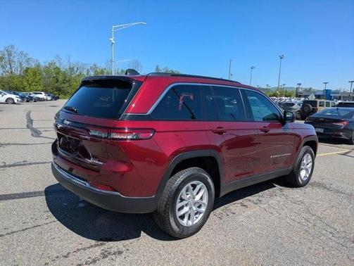 2025 Jeep Grand Cherokee Laredo X