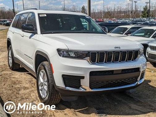 2025 Jeep Grand Cherokee L Laredo