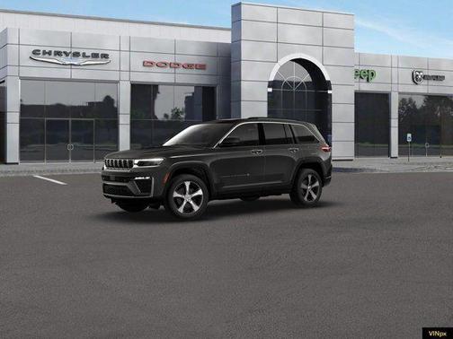 Metallic 2026 Jeep Grand Cherokee Limited
