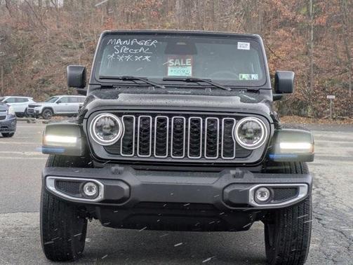 2025 Jeep Wrangler Sahara