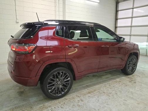 2022 Jeep Compass Altitude