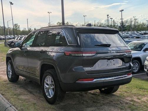 2025 Jeep Grand Cherokee Laredo X
