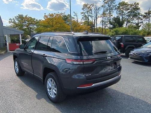 2025 Jeep Grand Cherokee Laredo X