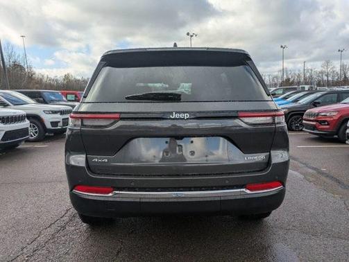 2025 Jeep Grand Cherokee Laredo X