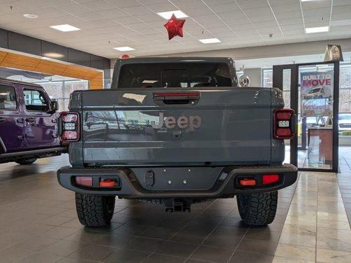 Anvil Clearcoat 2026 Jeep Gladiator Mojave