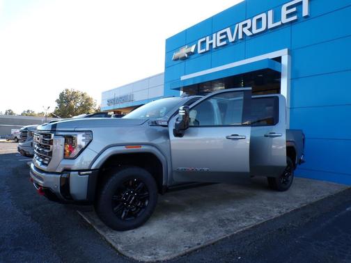 2026 GMC Sierra 2500 AT4