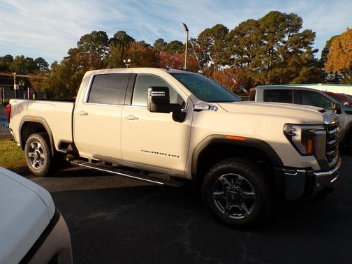 2026 GMC Sierra 2500 SLE