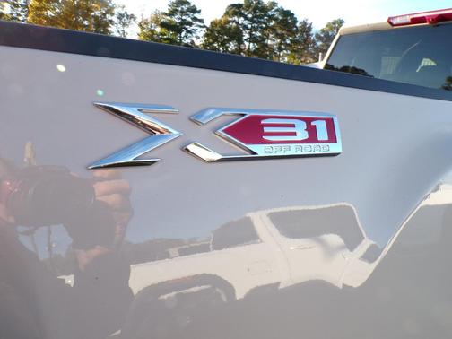 2026 GMC Sierra 2500 SLE