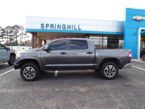 2017 Toyota Tundra SR5