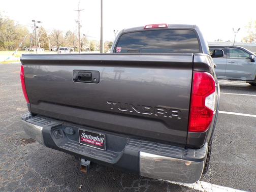 2017 Toyota Tundra SR5