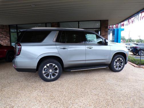 Sterling Gray Metallic 2026 Chevrolet Tahoe LT