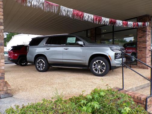 Sterling Gray Metallic 2026 Chevrolet Tahoe LT