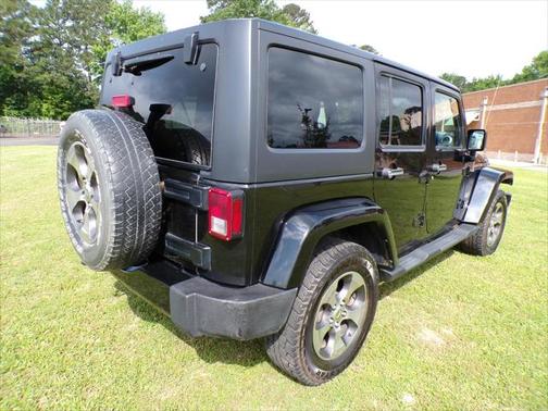 2017 Jeep Wrangler Unlimited Sahara
