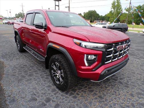 2025 GMC Canyon Base
