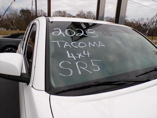 2023 Toyota Tacoma SR