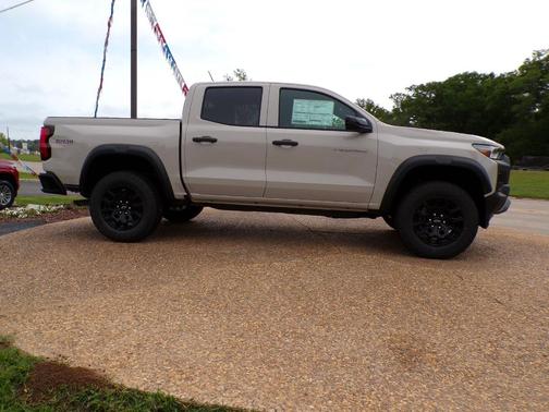 White Sands 2026 Chevrolet Colorado Trail Boss