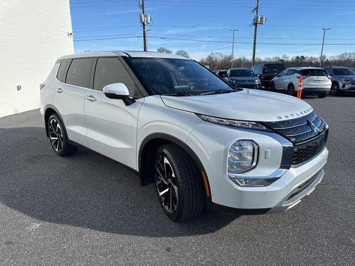 2023 Mitsubishi Outlander SE 2.5 S-AWC