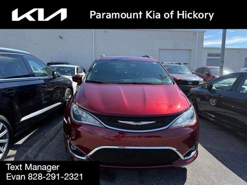2020 Chrysler Pacifica Touring L