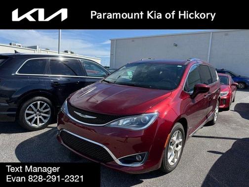2020 Chrysler Pacifica Touring L
