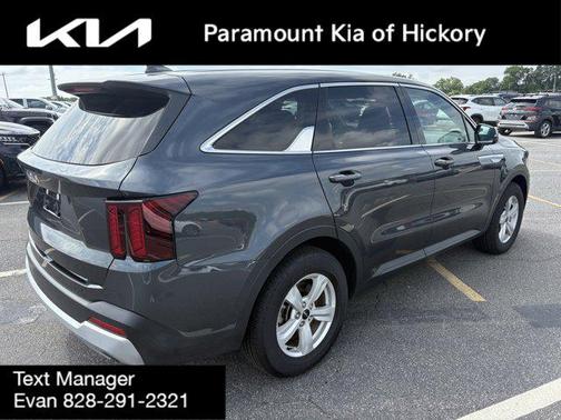 2024 Kia Sorento LX