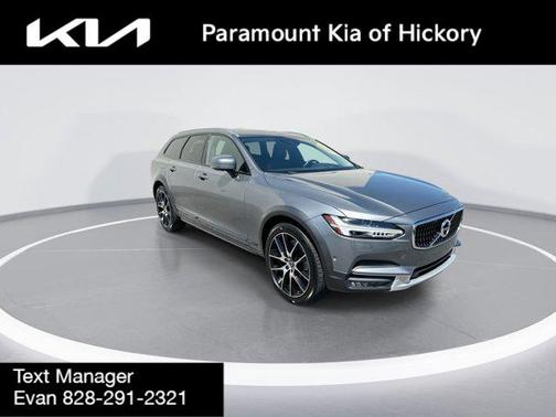 2019 Volvo V90 Cross Country T6