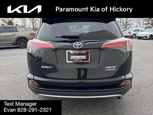 2017 Toyota RAV4 Hybrid SE