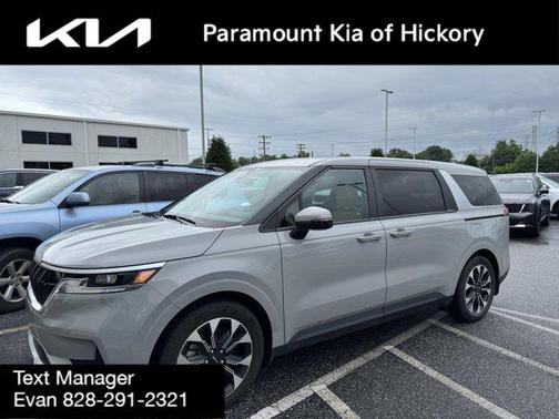 2024 Kia Carnival EX