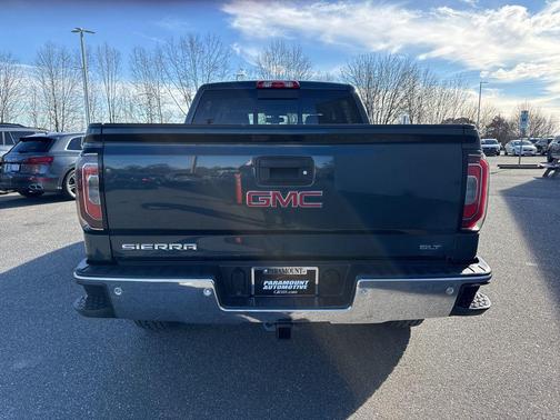 2017 GMC Sierra 1500 SLT