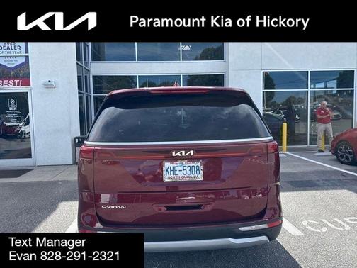 2023 Kia Carnival LX