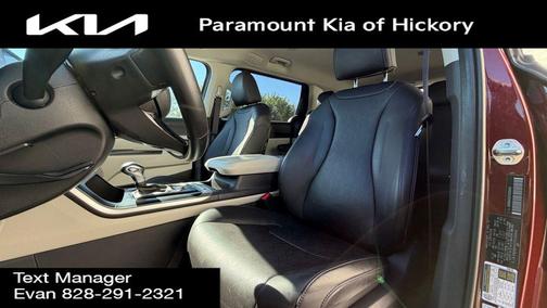 2023 Kia Carnival LX