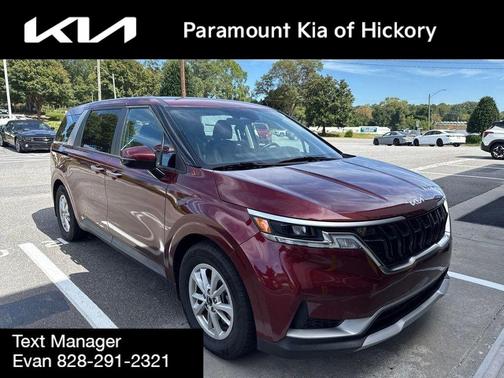 2023 Kia Carnival LX