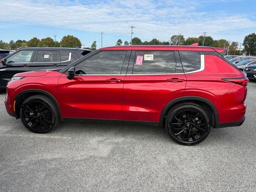 2024 Mitsubishi Outlander SE Black Edition S-AWC